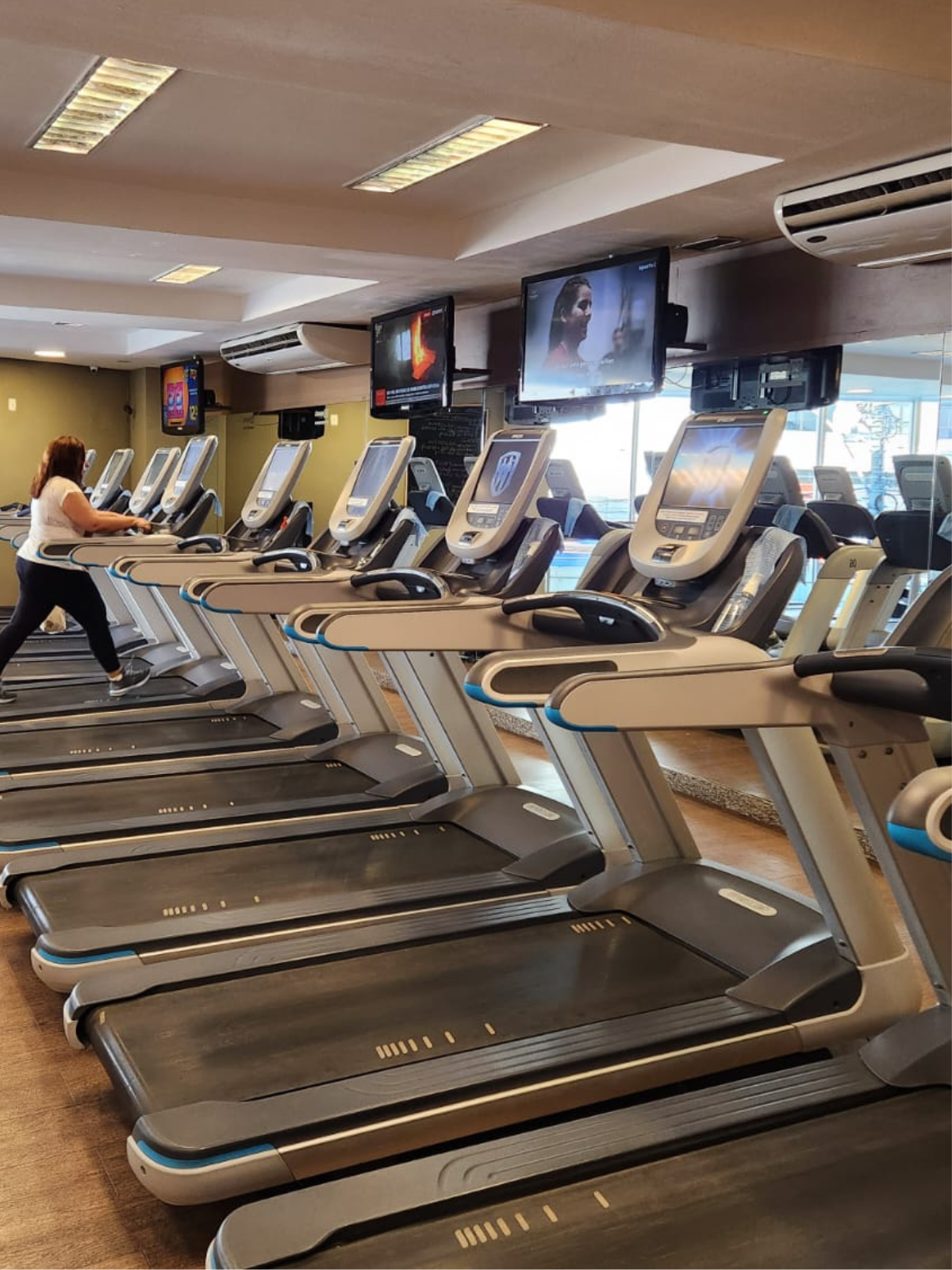 Ambientes modernos e funcionais
